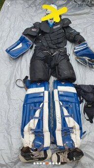 Starší golmanská hokejová výstroj