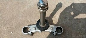 Spodní brýle předních tlumičů Suzuki SV650