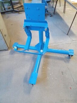 Prodám stojan s kloubem pojízdný