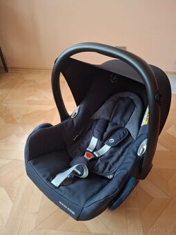 Vajíčko Maxi-Cosi CabrioFix + základna FamilyFix