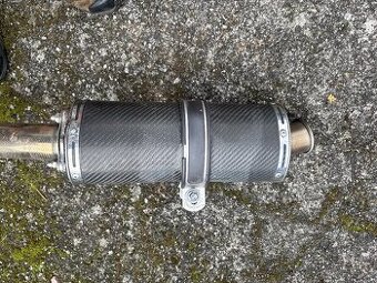 Karbonovy ladeny vyfuk na Suzuki Gsxr 600 750 00-05