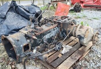 Zetor 7245 - prevodovka + diferak + portale