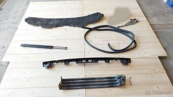 VW Transporter T5 – TLUMENÍ  KAPOTY, DRŽÁK REZERVY, PLAST ZA