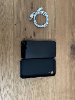 Prodám iPhone XR 64 GB Černý