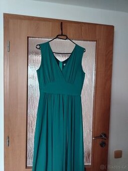 Dámské plesové šaty