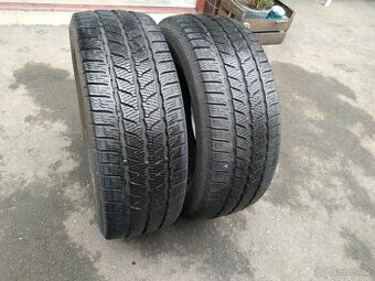 Prodám 2 pěkné zimní gumy Continental 215/65 R15C DOT 1922
