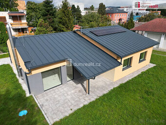 Prodej novostavby rodinného domu s technickou budovou, Tečov