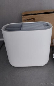 BLOK/STOJAN NA KUCHYŇSKÉ NOŽE