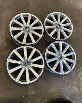 Originální alu kola VW 5x112 18 R-line 7,5J ET49 - [4.2. 202