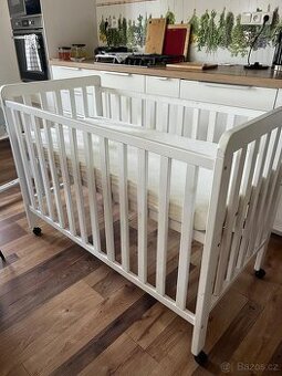 Dětská postýlka viz foto s matrací