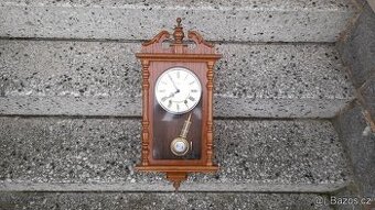 Krásné mechanické nástěnné hodiny 58 cm