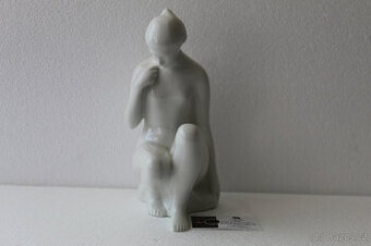 Akt "Zamyšlená" - Royal Dux, styl Brusel