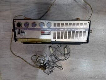 Páskový magnetofon UHER 4000