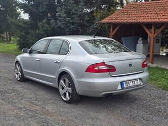Skoda Superb 1.8i 2009