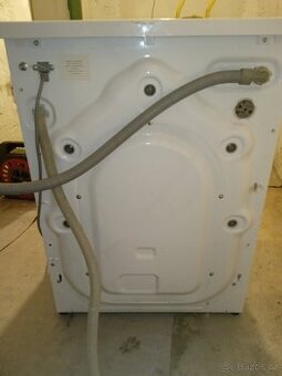 Pračka GRUNDIG na 7 kg.