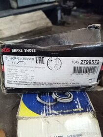 Zadní brzdové páky, obložení