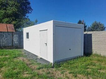 Betonová prefabrikovaná garáž