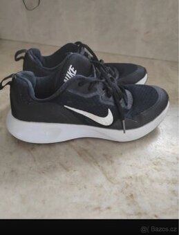 NIKE tenisky, vel. 40