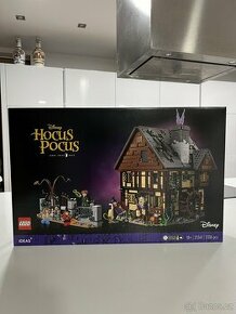 Lego 21341 - Hocus Pocus - 1