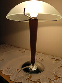 Retro stolní lampa - hříbek