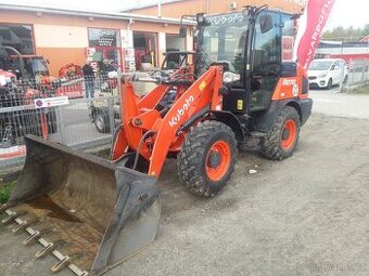 Kloubový nakladač KUBOTA R070