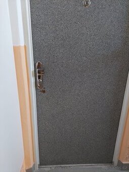 Vstupní bezpečnostní dveře, vnitřní dveře