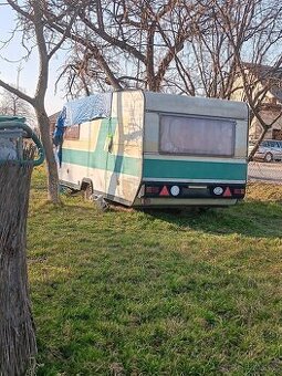 Obytný karavan