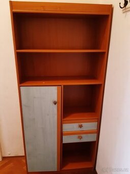 Dětská skříňka/knihovna - 1