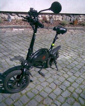 Skládací elektrokolo