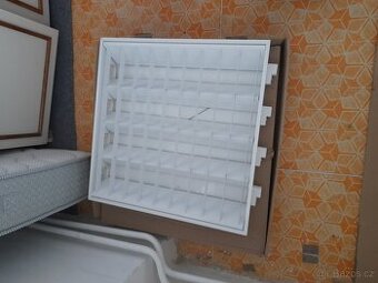 Prodam Svitidlo Zarivkove 4x18W vestavne, bila mrizka - 1