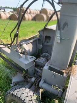 Tažená řezačka za traktor köla
