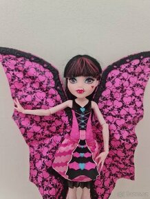 Draculaura Monster High