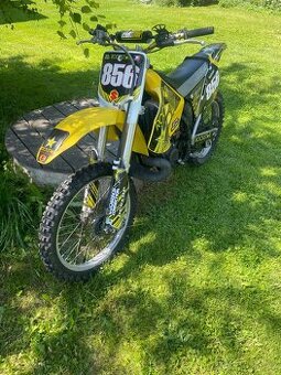 Suzuki RM 250