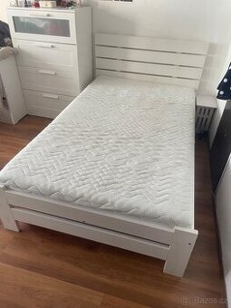 Prodám používanou 130cm postel včetné matracu