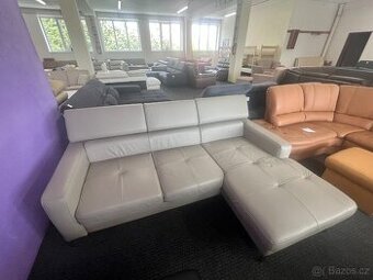 Rohová sedací souprava - kůže nepoužitá
