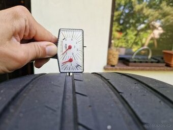 4x letní pneu 235/55 R17 Continental
