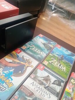 Nintendo Switch+hry+2x kontrolery
