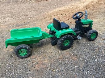 Šlapací traktor