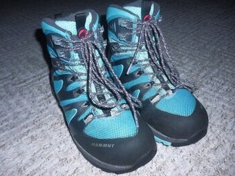 MAMMUT - boty