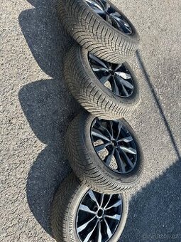 225/60 R18 SUBARU Outback