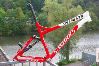 ram Specialized S-Works Epic M5, rok 2004