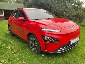 HYUNDAI KONA PREMIUM ROK 2022 BATERIE 64 kWh