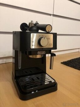 Kávovar DeLonghi