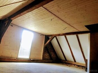 Patrová garáž+pozemek - 1