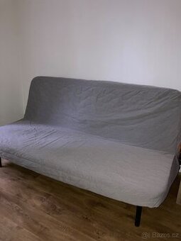 rozkládací gauč
