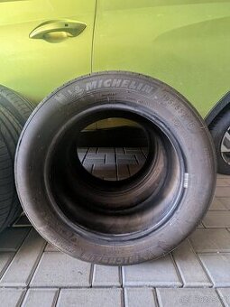 Zánovní pneumatiky Michelin