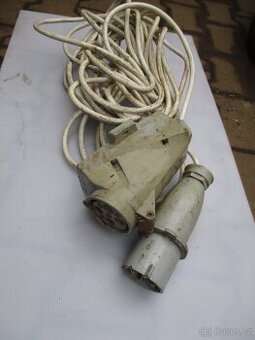 Prodlužovací kabel 380V 17m