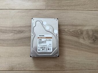 4TB Toshiba NAS N300 (SN:49UQK1GSFAYG)