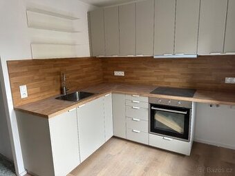 Pronájem nově zrekonstruovaného bytu 1+1 ve městě Břidličná - 1