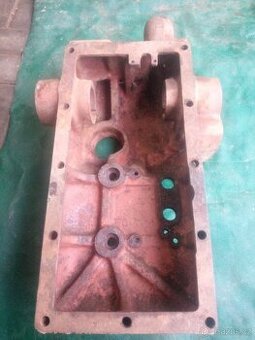 Prodám víko hydrauliky typ 6711